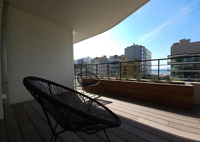 Met Zeezicht - The Waves - Odette Aan Zee * 오스텐드